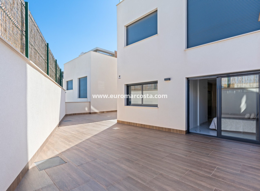 Nueva construcción  - Bungalow - San Miguel de Salinas