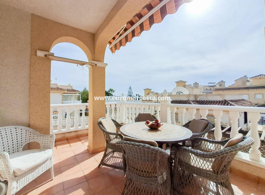 Venta - Villa - Orihuela Costa - Villamartín-Las Filipinas