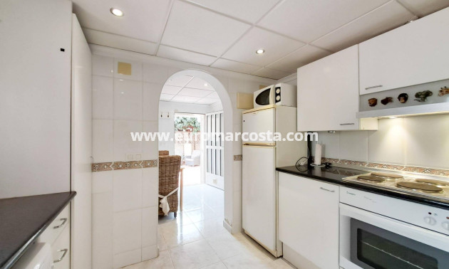 Venta - Villa - Orihuela Costa - Villamartín-Las Filipinas