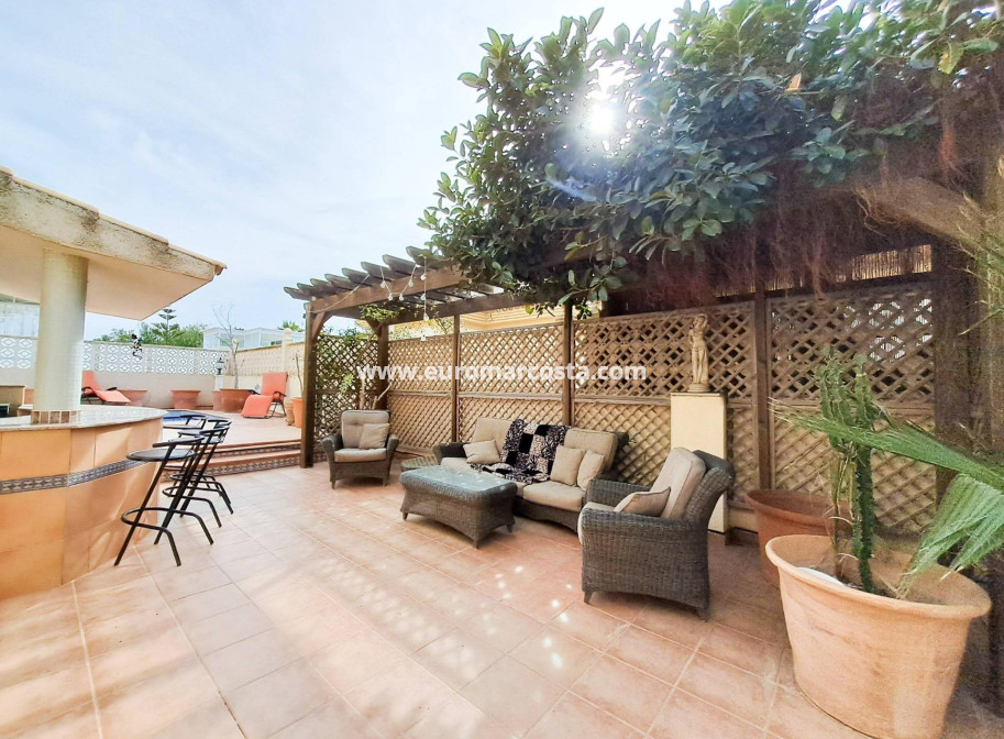 Venta - Villa - Orihuela Costa - Villamartín-Las Filipinas