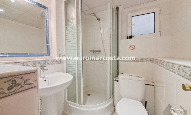 Venta - Villa - Orihuela Costa - Villamartín-Las Filipinas