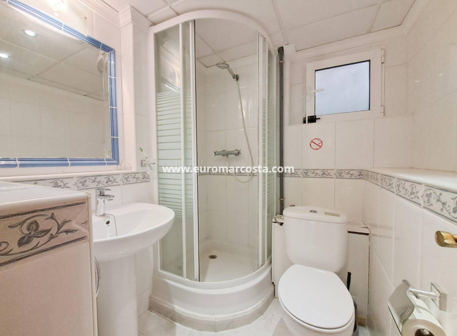 Venta - Villa - Orihuela Costa - Villamartín-Las Filipinas