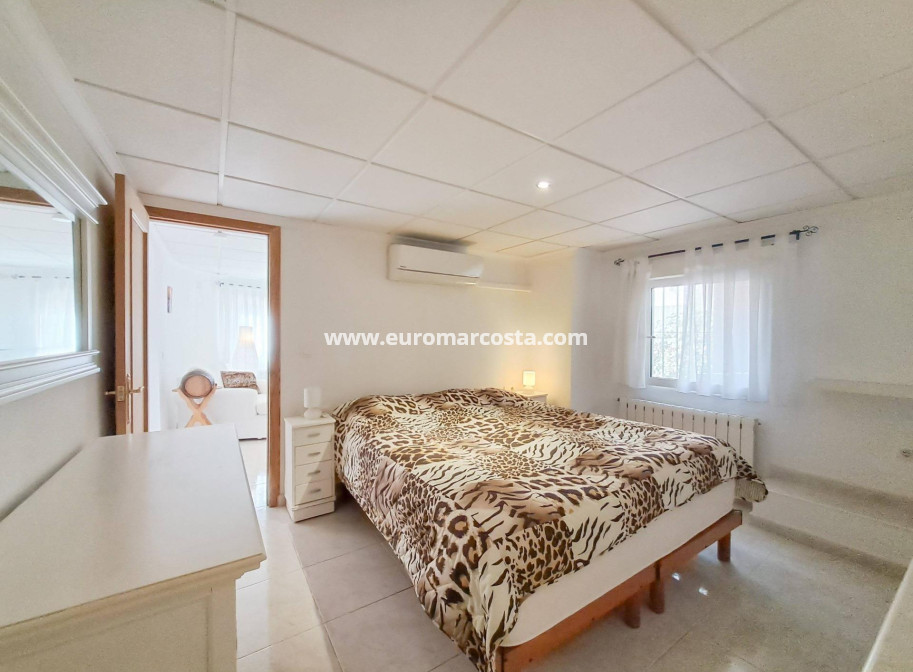 Venta - Villa - Orihuela Costa - Villamartín-Las Filipinas