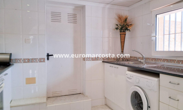 Venta - Villa - Orihuela Costa - Villamartín-Las Filipinas