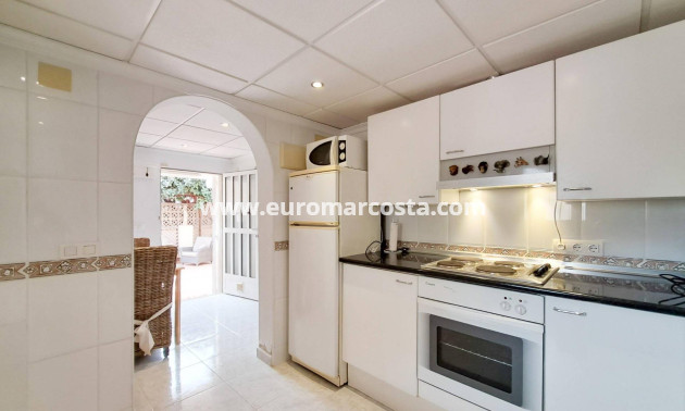 Venta - Villa - Orihuela Costa - Villamartín-Las Filipinas