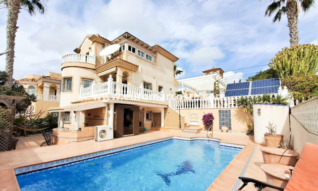 Venta - Villa - Orihuela Costa - Villamartín-Las Filipinas