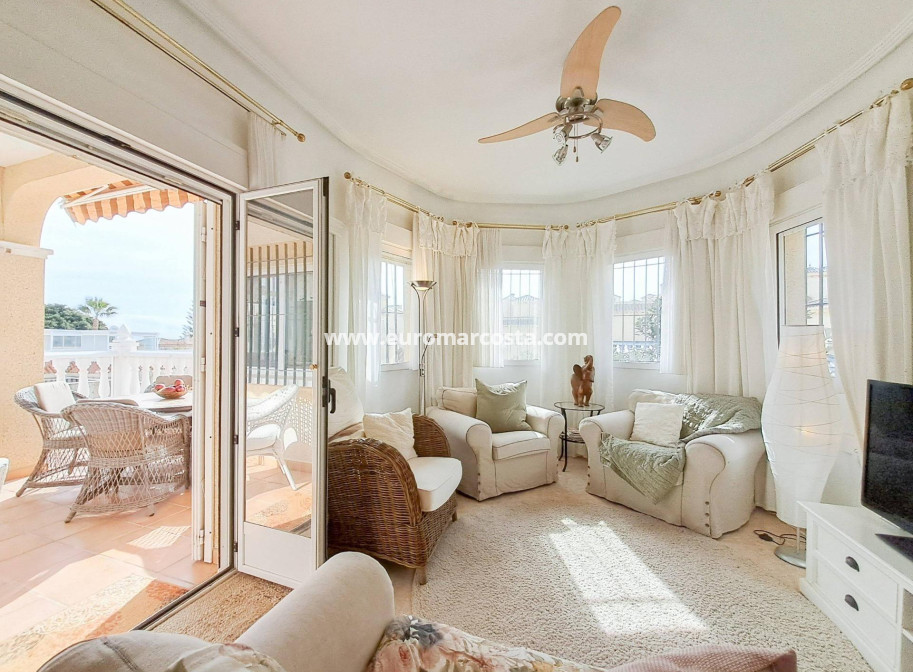 Venta - Villa - Orihuela Costa - Villamartín-Las Filipinas