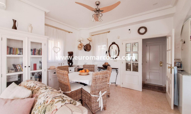 Venta - Villa - Orihuela Costa - Villamartín-Las Filipinas