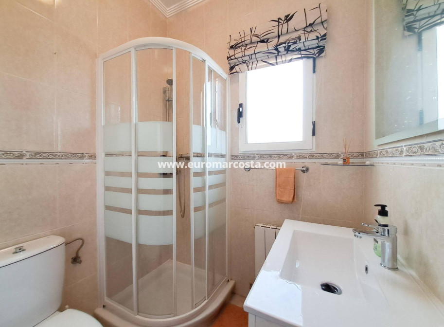 Venta - Villa - Orihuela Costa - Villamartín-Las Filipinas