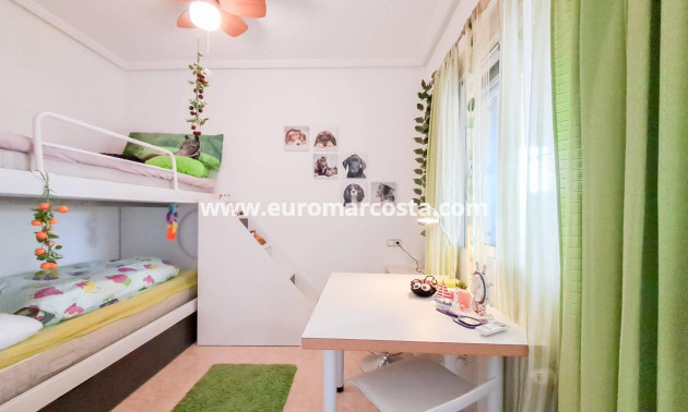 Venta - Villa - Orihuela Costa - Villamartín-Las Filipinas