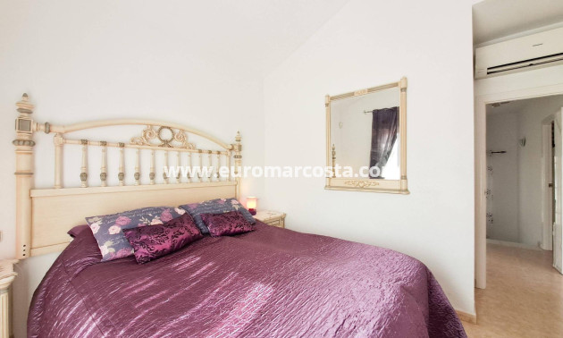 Venta - Villa - Orihuela Costa - Villamartín-Las Filipinas