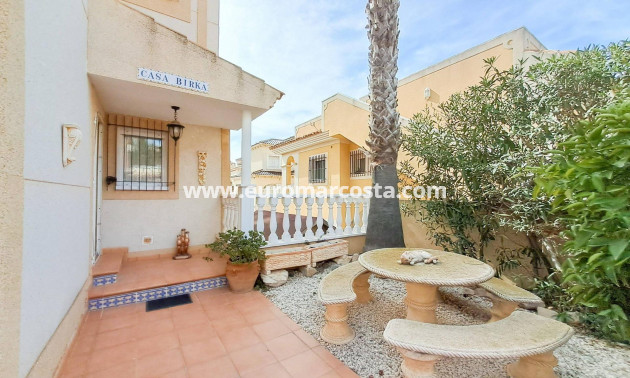 Venta - Villa - Orihuela Costa - Villamartín-Las Filipinas