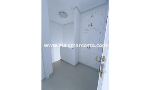 Sale - Bungalow - Torrevieja - TORREVIEJA
