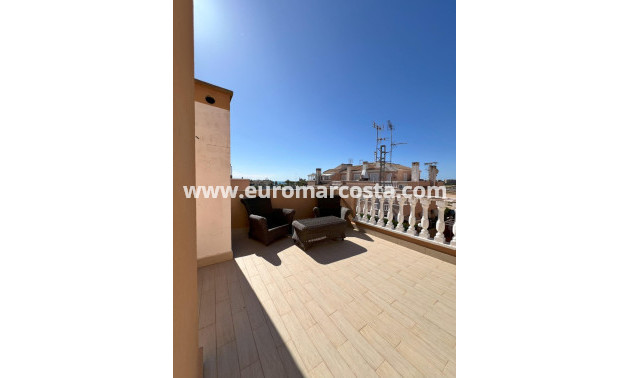 Sale - Bungalow - Torrevieja - TORREVIEJA