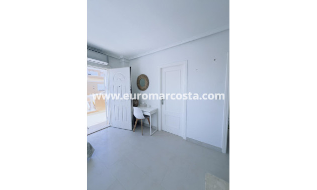 Sale - Bungalow - Torrevieja - TORREVIEJA
