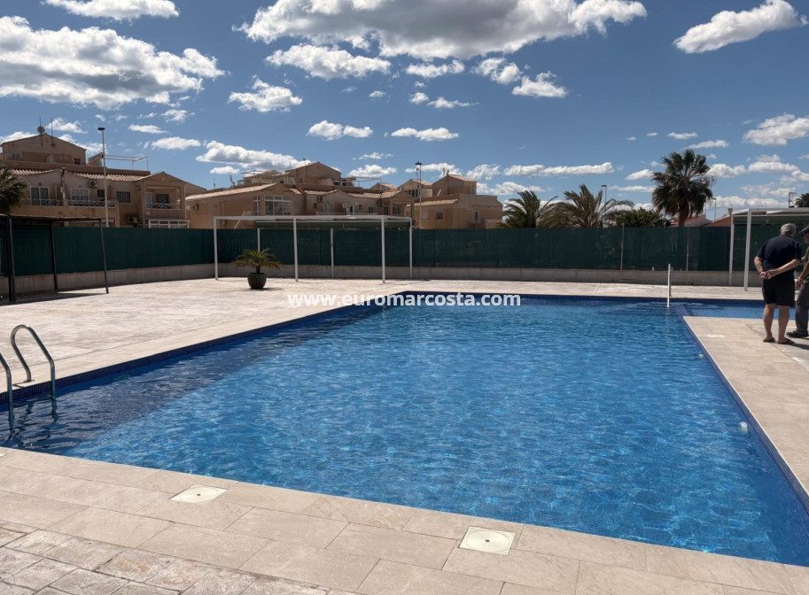 Sale - Townhouse - Torrevieja - La Siesta - El Salado - Torreta