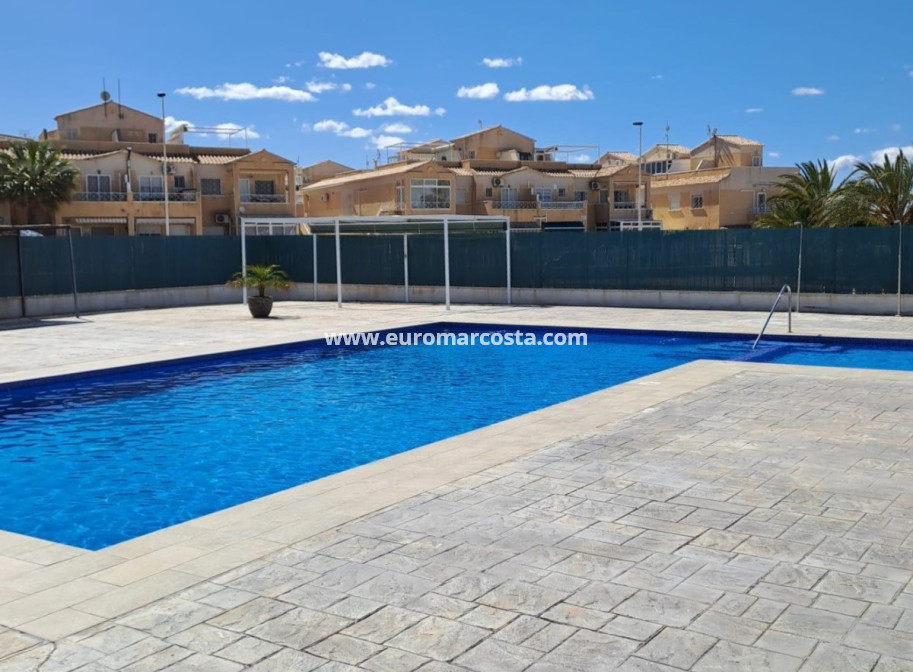 Sale - Townhouse - Torrevieja - La Siesta - El Salado - Torreta