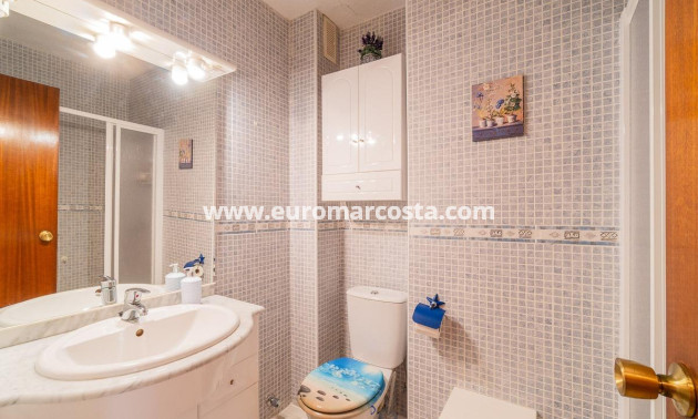 Objekte zum Wiederverkauf - Wohnung - Torrevieja - Rocio del mar
