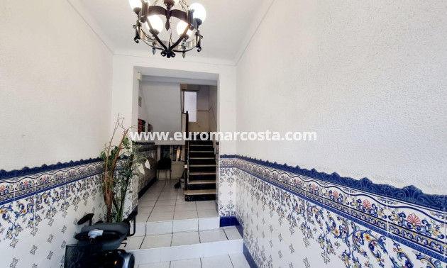Objekte zum Wiederverkauf - Wohnung - Torrevieja - TORREVIEJA