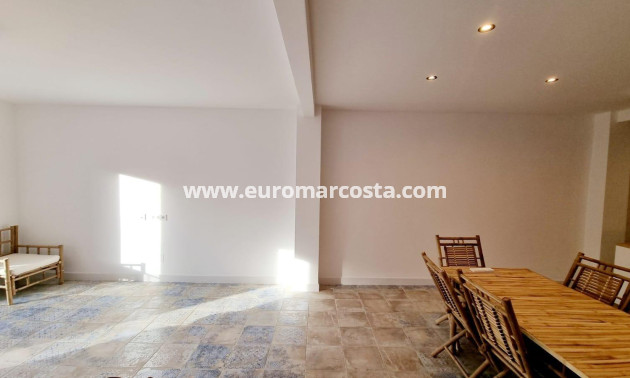 Objekte zum Wiederverkauf - Wohnung - Torrevieja - TORREVIEJA