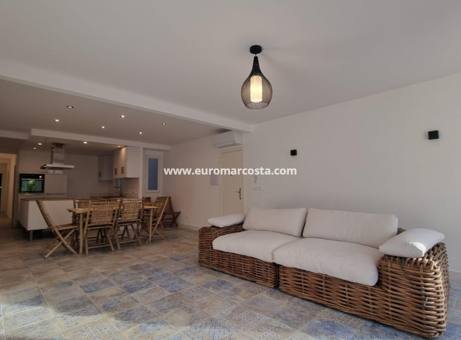 Objekte zum Wiederverkauf - Wohnung - Torrevieja - TORREVIEJA