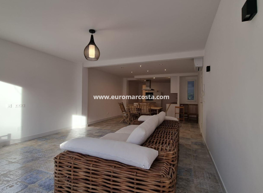 Objekte zum Wiederverkauf - Wohnung - Torrevieja - TORREVIEJA