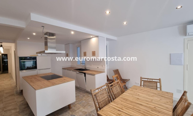 Objekte zum Wiederverkauf - Wohnung - Torrevieja - TORREVIEJA