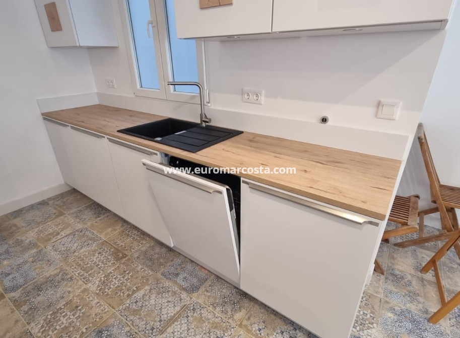 Objekte zum Wiederverkauf - Wohnung - Torrevieja - TORREVIEJA