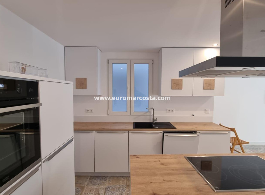 Objekte zum Wiederverkauf - Wohnung - Torrevieja - TORREVIEJA