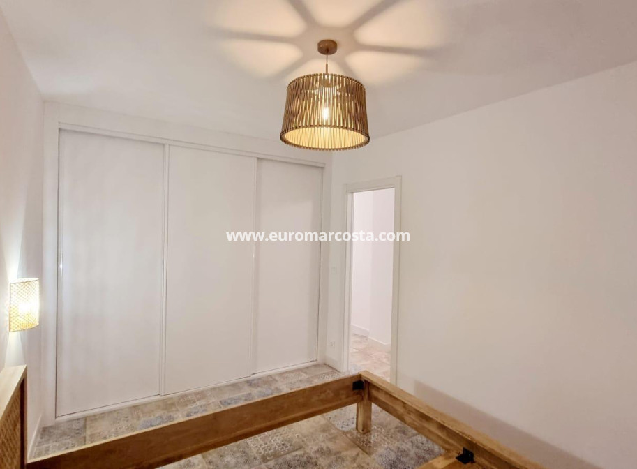 Objekte zum Wiederverkauf - Wohnung - Torrevieja - TORREVIEJA