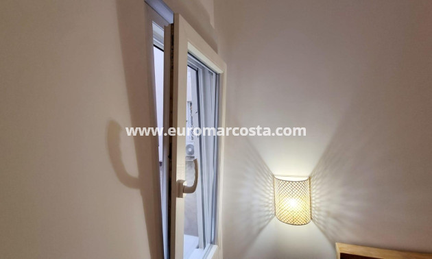 Objekte zum Wiederverkauf - Wohnung - Torrevieja - TORREVIEJA