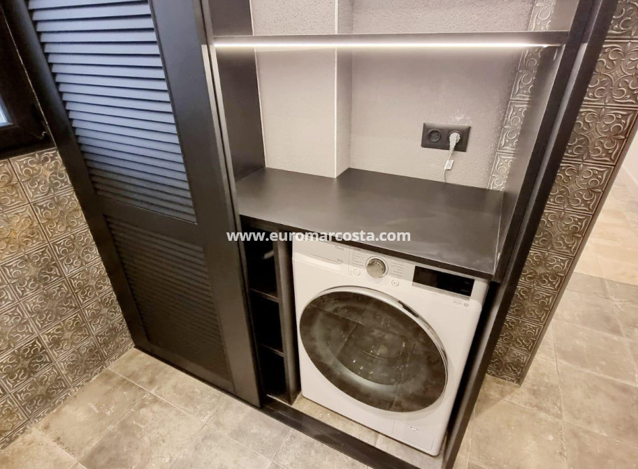 Objekte zum Wiederverkauf - Wohnung - Torrevieja - TORREVIEJA