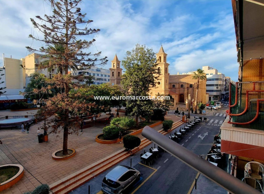 Objekte zum Wiederverkauf - Wohnung - Torrevieja - TORREVIEJA