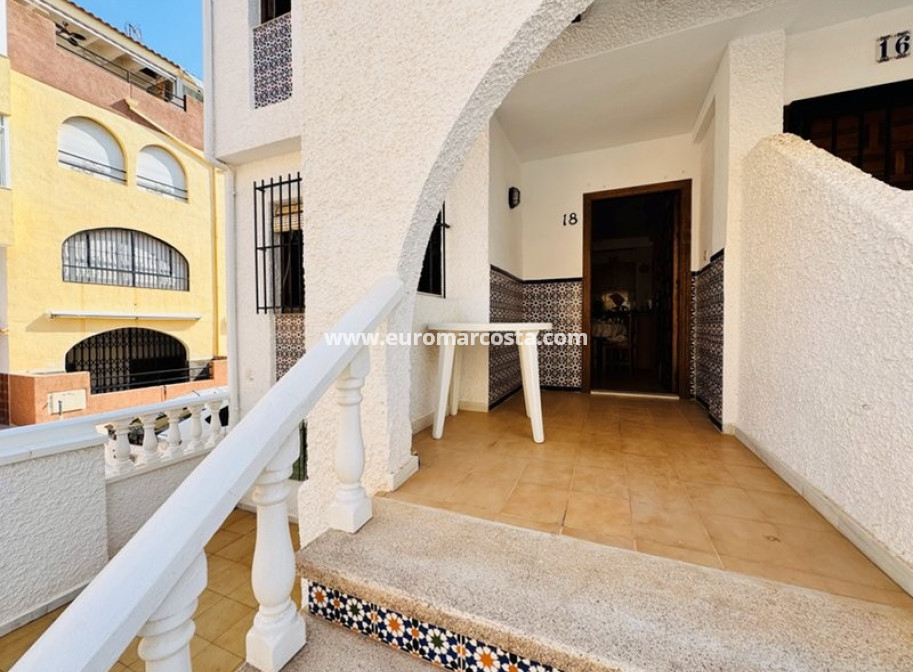 Objekte zum Wiederverkauf - Casa - La Mata