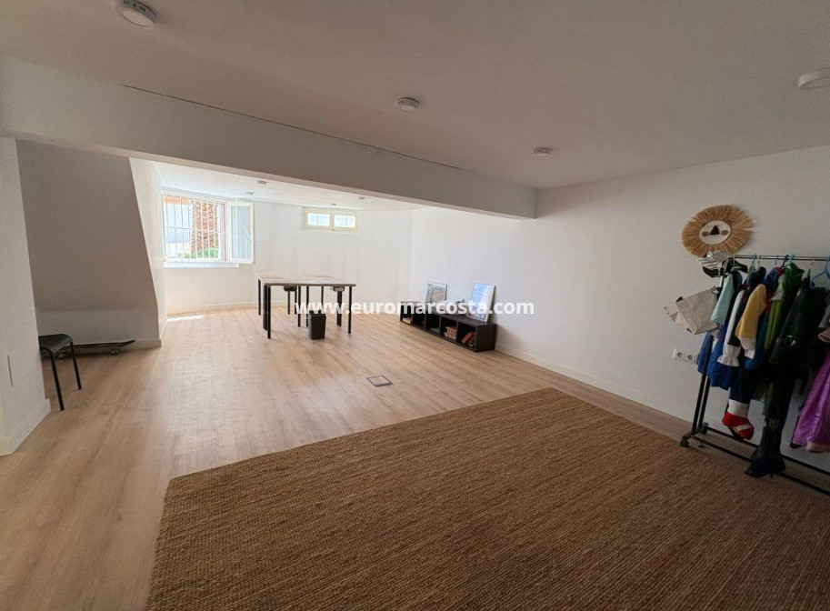 Objekte zum Wiederverkauf - Villa freitstehend - Torrevieja - Los Balcones - Los Altos del Edén