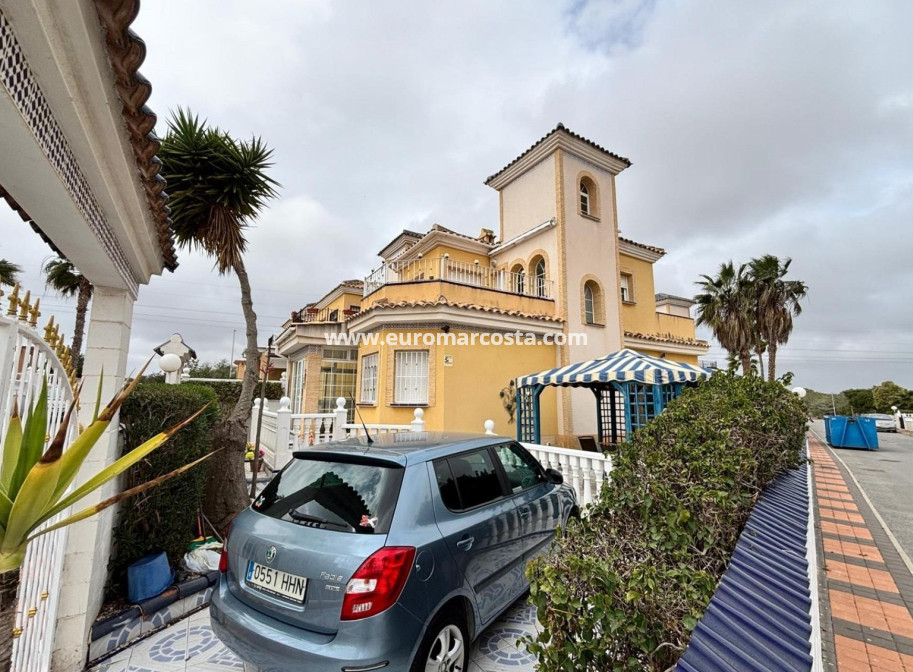 Sale - Villa - Algorfa - Costa blanca sur