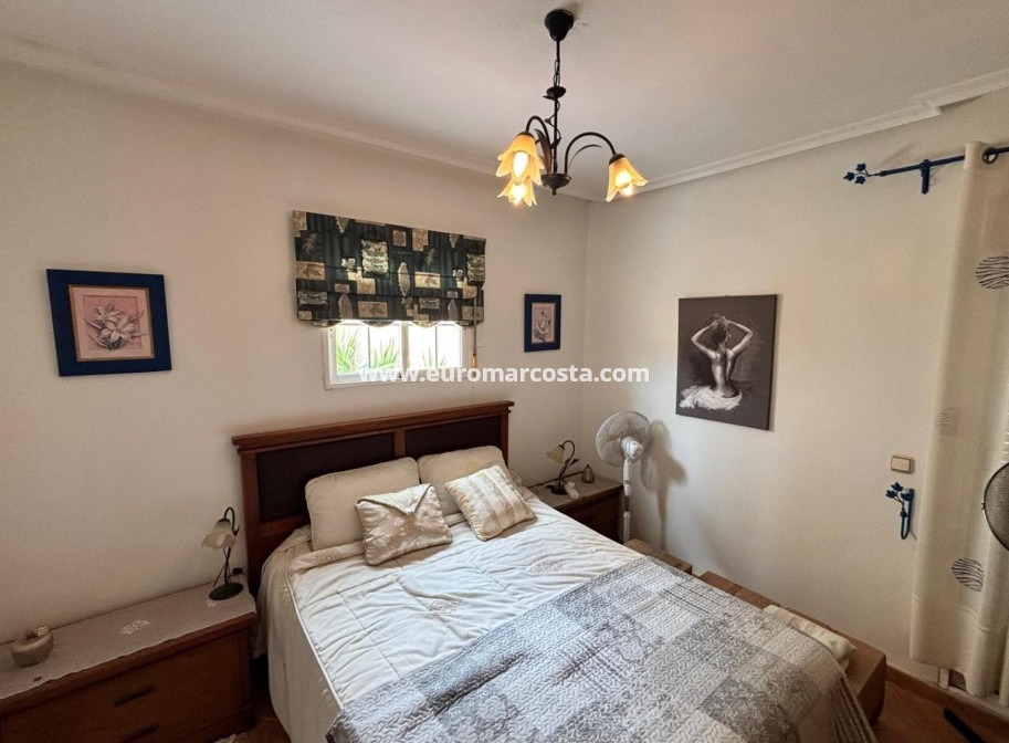 Sale - Villa - Algorfa - Costa blanca sur