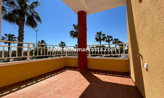 Sale - Villa - Guardamar del Segura - Urbanizaciones