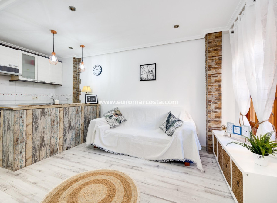 Objekte zum Wiederverkauf - Bungalow - Torrevieja - TORREVIEJA
