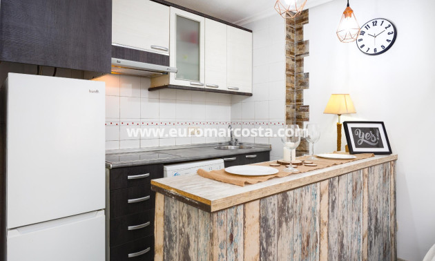 Objekte zum Wiederverkauf - Bungalow - Torrevieja - TORREVIEJA