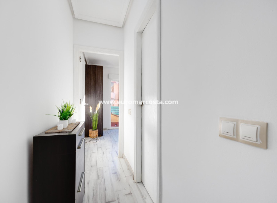 Objekte zum Wiederverkauf - Bungalow - Torrevieja - TORREVIEJA