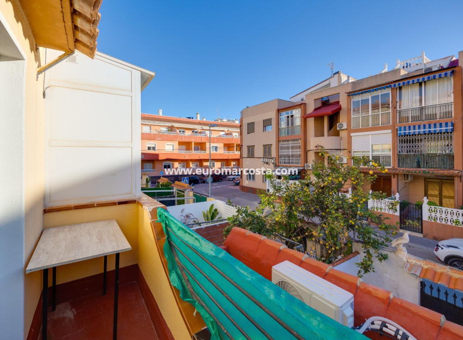 Objekte zum Wiederverkauf - Bungalow - Torrevieja - TORREVIEJA