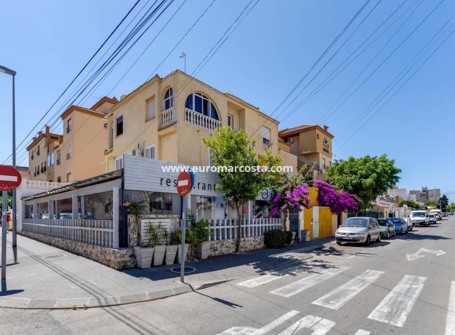 Objekte zum Wiederverkauf - Bungalow - Torrevieja - TORREVIEJA