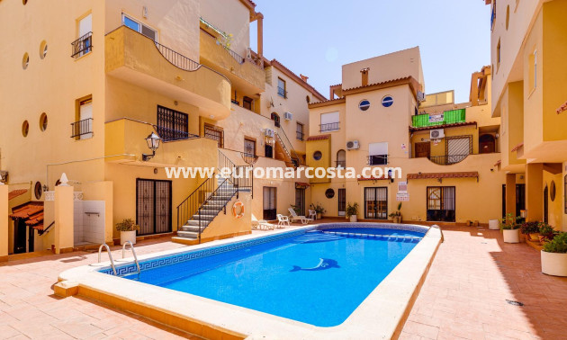Objekte zum Wiederverkauf - Bungalow - Torrevieja - TORREVIEJA