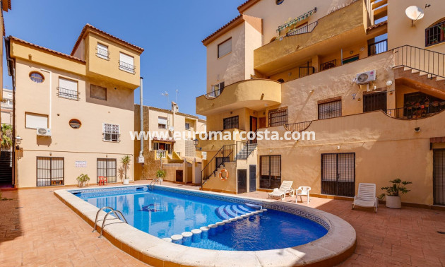 Objekte zum Wiederverkauf - Bungalow - Torrevieja - TORREVIEJA
