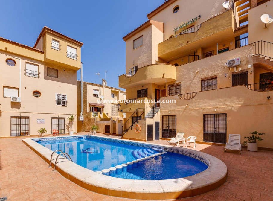 Objekte zum Wiederverkauf - Bungalow - Torrevieja - TORREVIEJA