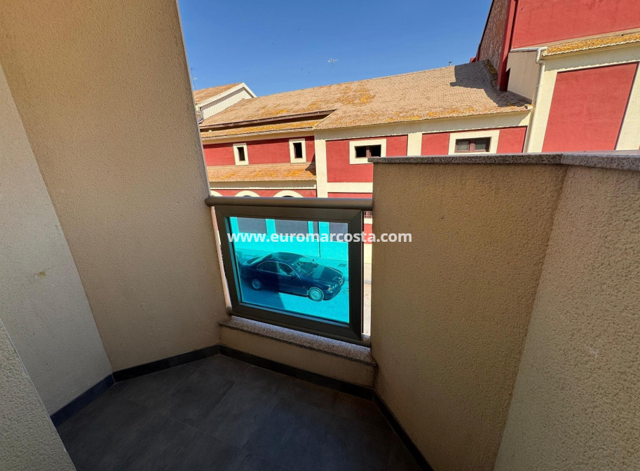 Objekte zum Wiederverkauf - Wohnung - Almoradi - Centro urbano 2