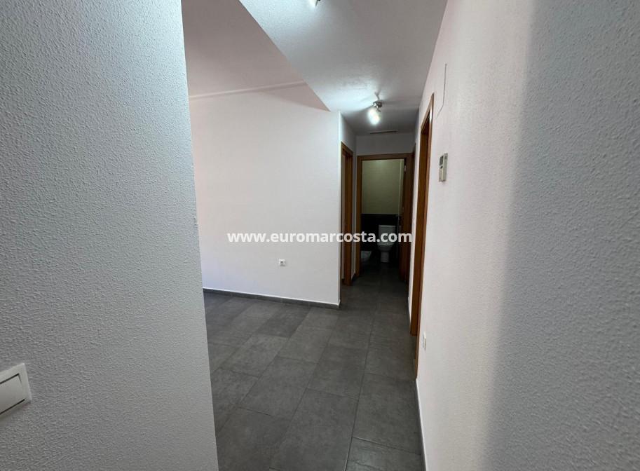 Objekte zum Wiederverkauf - Wohnung - Almoradi - Centro urbano 2