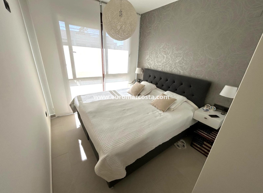 Objekte zum Wiederverkauf - Bungalow - Torrevieja - Orihuela Costa