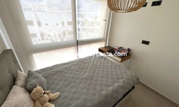 Objekte zum Wiederverkauf - Bungalow - Torrevieja - Orihuela Costa